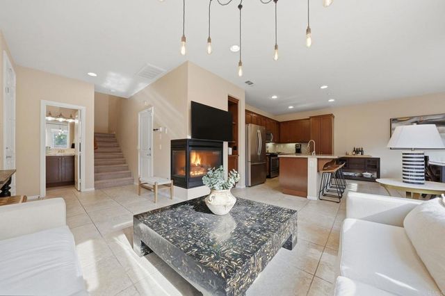 2212 Laramie Way, San Marcos, CA 92078
