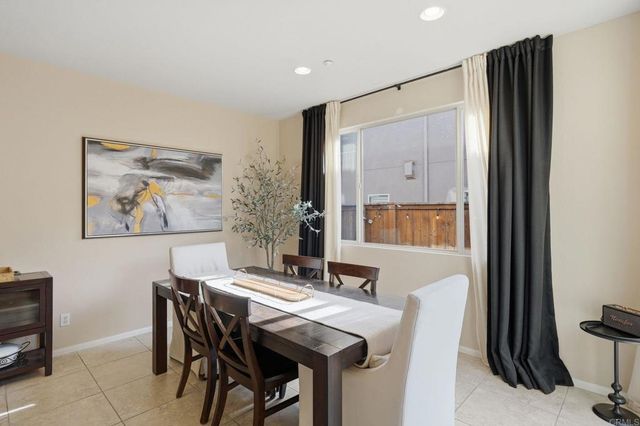 2212 Laramie Way, San Marcos, CA 92078