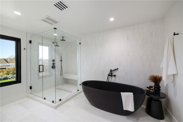 5 Curl, Corona Del Mar, CA 92625