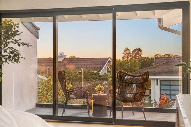 5 Curl, Corona Del Mar, CA 92625