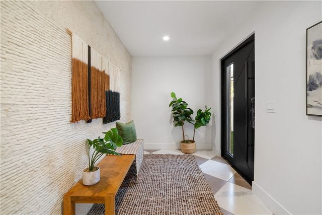 5 Curl, Corona Del Mar, CA 92625