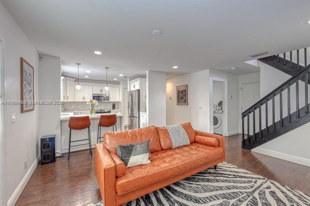 3080 Carysfort Ln, Margate, FL 33063