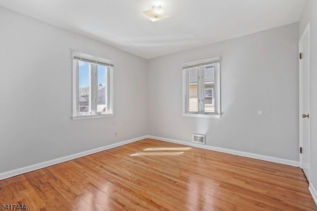 2075 Barnett St, Rahway City, NJ 07065