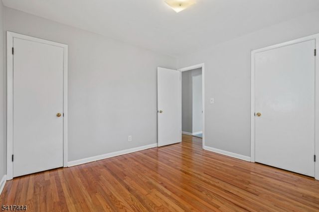 2075 Barnett St, Rahway City, NJ 07065