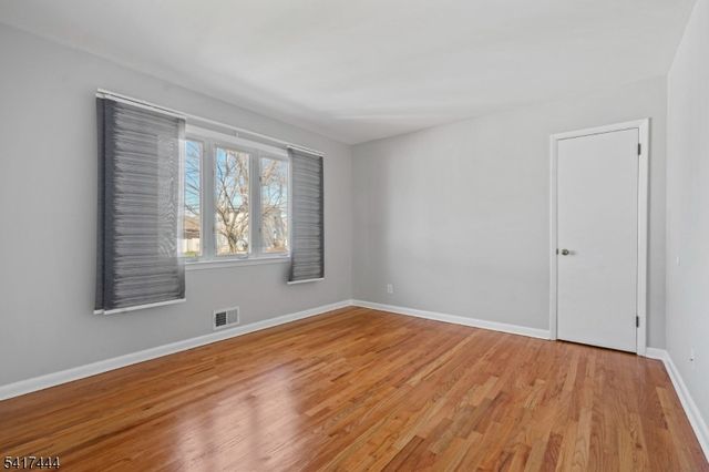 2075 Barnett St, Rahway City, NJ 07065