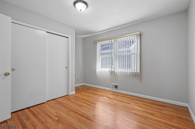 2075 Barnett St, Rahway City, NJ 07065