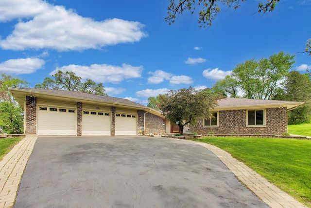 1104 Nottingham Lane, Elgin, IL 60120
