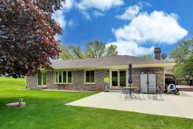 1104 Nottingham Lane, Elgin, IL 60120
