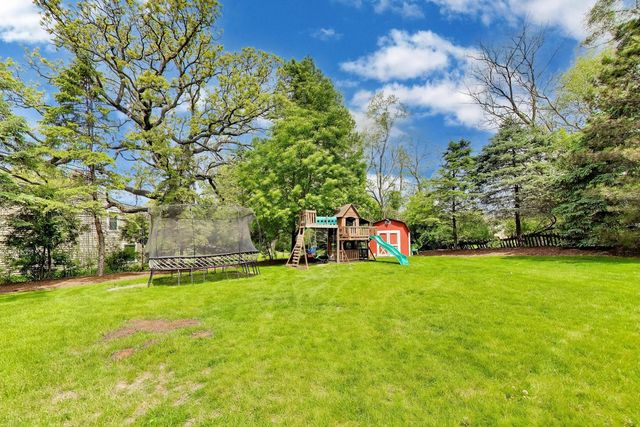 1104 Nottingham Lane, Elgin, IL 60120