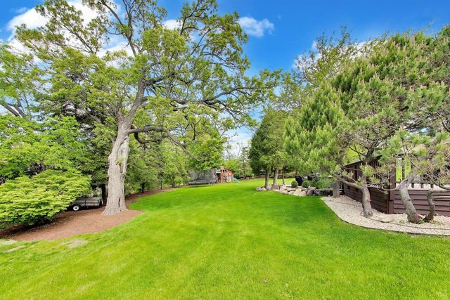1104 Nottingham Lane, Elgin, IL 60120