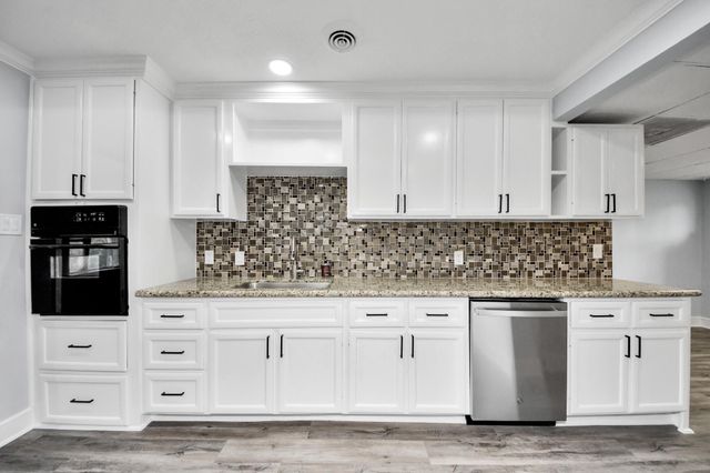 2212 Raspberry Lane, Pasadena, TX 77502