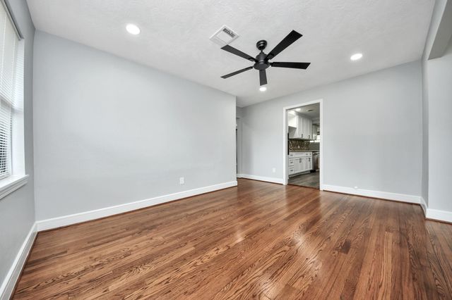 2212 Raspberry Lane, Pasadena, TX 77502