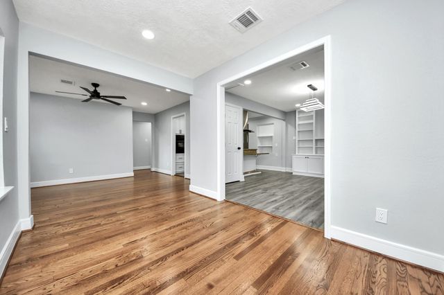 2212 Raspberry Lane, Pasadena, TX 77502