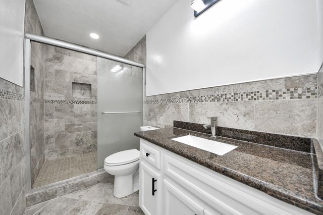 2212 Raspberry Lane, Pasadena, TX 77502