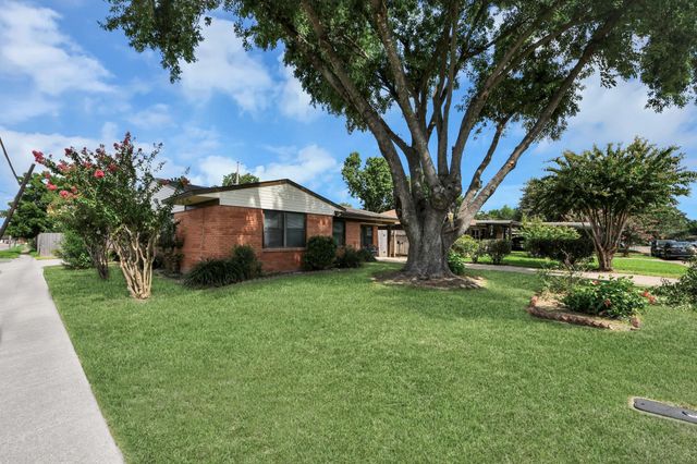 2212 Raspberry Lane, Pasadena, TX 77502