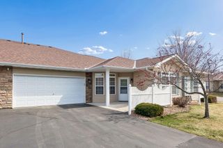 806 Roundhouse Street, Shakopee, MN 55379