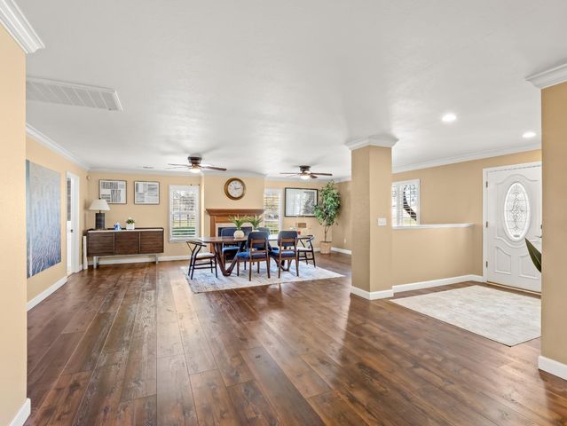 5211 E Shepherd Avenue, Clovis, CA 93619