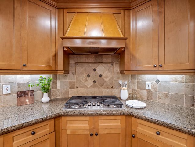 5211 E Shepherd Avenue, Clovis, CA 93619