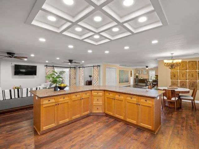 5211 E Shepherd Avenue, Clovis, CA 93619