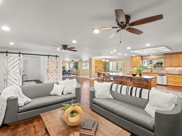 5211 E Shepherd Avenue, Clovis, CA 93619