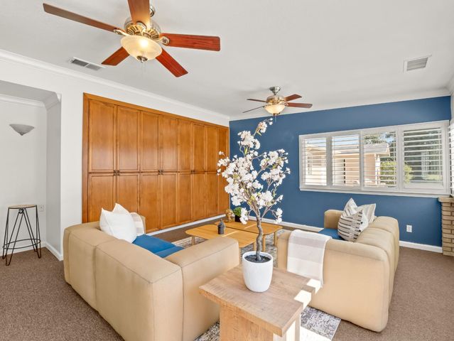 5211 E Shepherd Avenue, Clovis, CA 93619