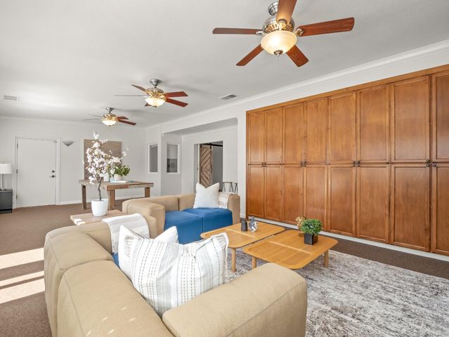 5211 E Shepherd Avenue, Clovis, CA 93619