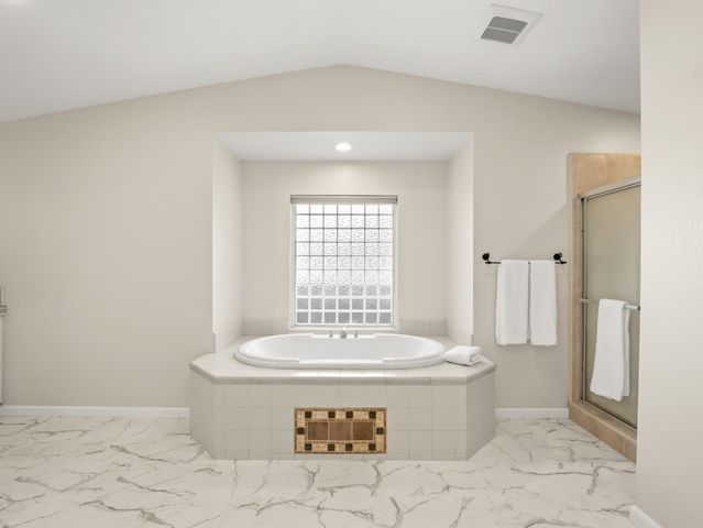 5211 E Shepherd Avenue, Clovis, CA 93619