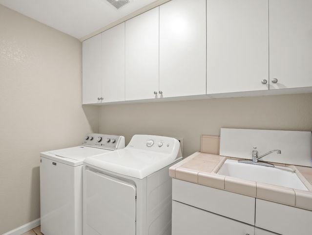 5211 E Shepherd Avenue, Clovis, CA 93619