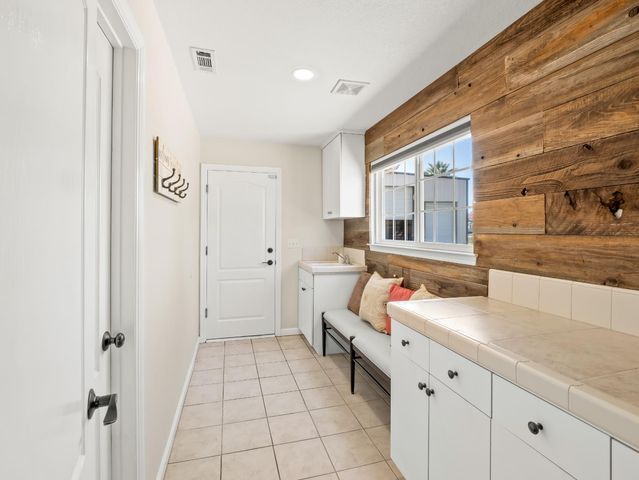 5211 E Shepherd Avenue, Clovis, CA 93619