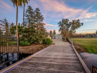 5211 E Shepherd Avenue, Clovis, CA 93619