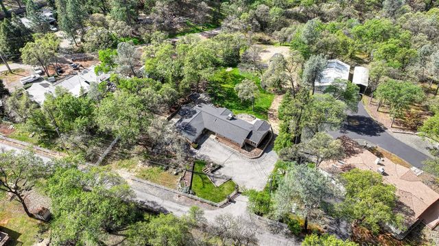 3221 Tenderfoot Ln, Meadow Vista, CA 95722