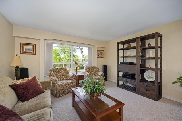 3221 Tenderfoot Ln, Meadow Vista, CA 95722