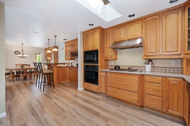 3221 Tenderfoot Ln, Meadow Vista, CA 95722