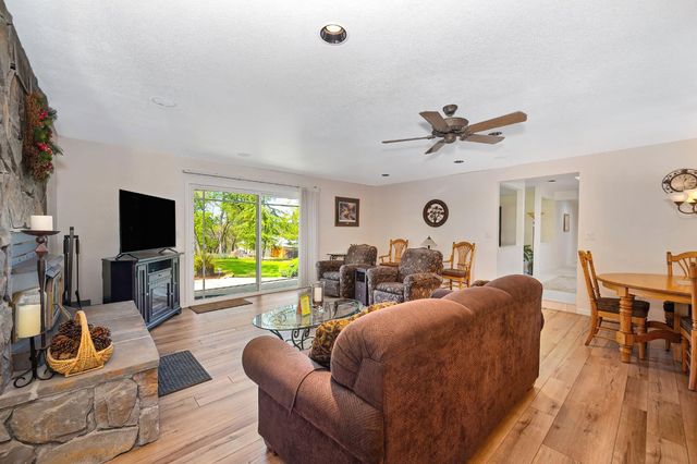 3221 Tenderfoot Ln, Meadow Vista, CA 95722