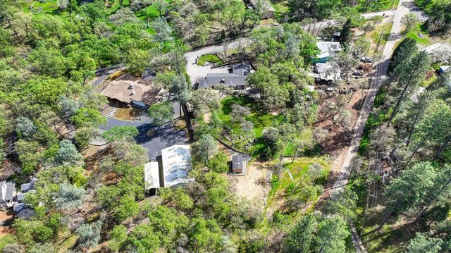 3221 Tenderfoot Ln, Meadow Vista, CA 95722