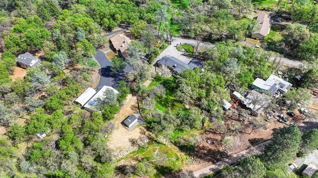 3221 Tenderfoot Ln, Meadow Vista, CA 95722