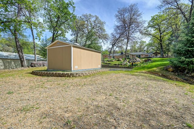 3221 Tenderfoot Ln, Meadow Vista, CA 95722