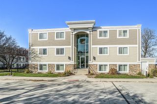 225 N Shore Drive 007, South Haven, MI 49090