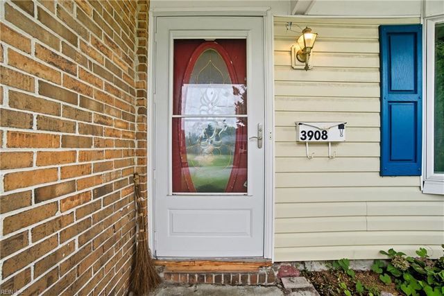 3908 Brentwood CRES, Virginia Beach, VA 23452