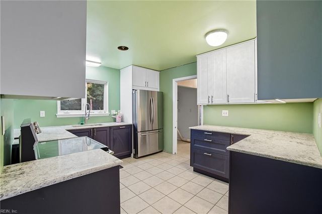 3908 Brentwood CRES, Virginia Beach, VA 23452