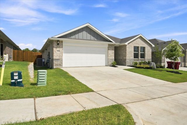 2109 Rannoch Street, Sherman, TX 75092