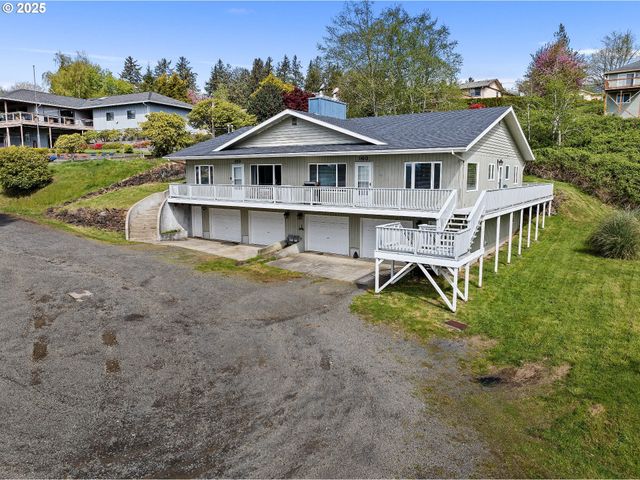 150 AUBURN Ave, Astoria, OR 97103