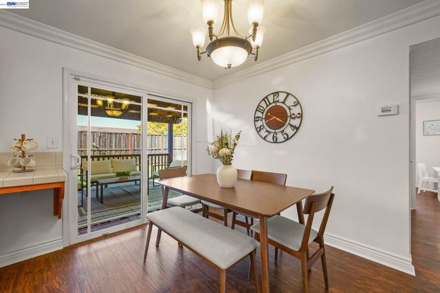 6137 Bennington Dr, Newark, CA 94560