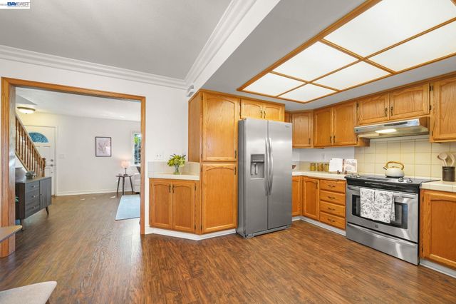 6137 Bennington Dr, Newark, CA 94560