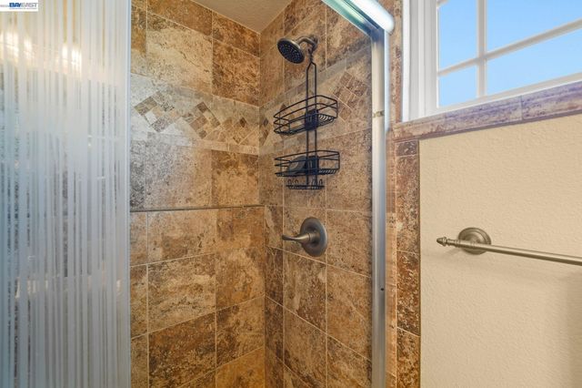 6137 Bennington Dr, Newark, CA 94560