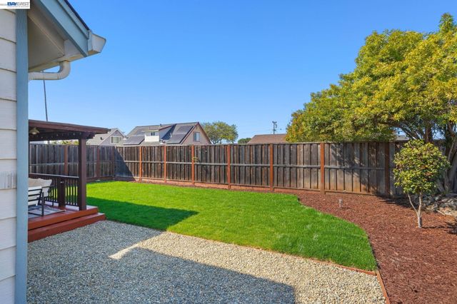 6137 Bennington Dr, Newark, CA 94560