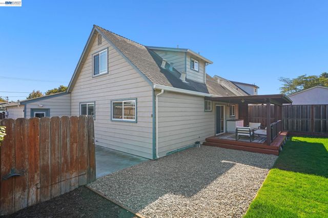 6137 Bennington Dr, Newark, CA 94560