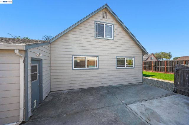 6137 Bennington Dr, Newark, CA 94560