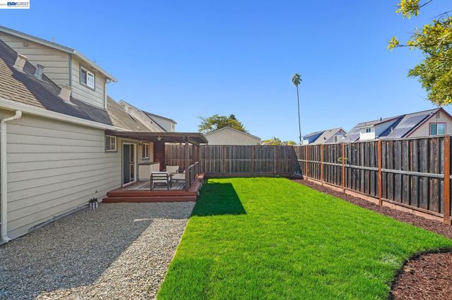 6137 Bennington Dr, Newark, CA 94560