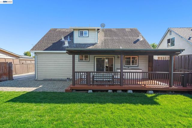 6137 Bennington Dr, Newark, CA 94560